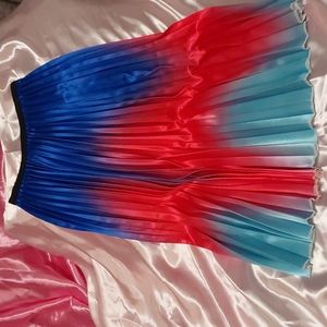 AKIRA 🔥🔥Multi colored pleated midi skirt size s